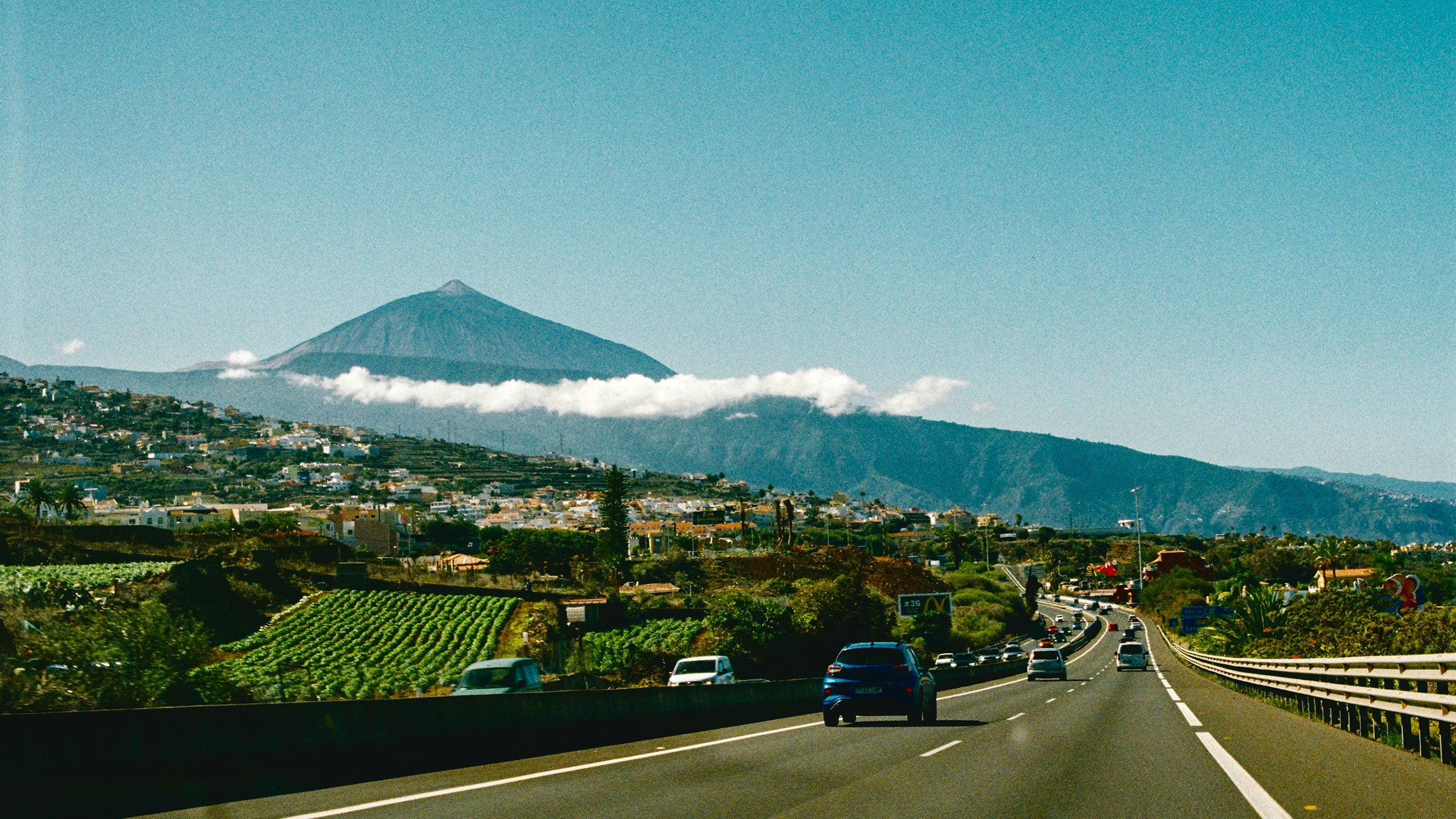 Tenerife vineyard Teide
